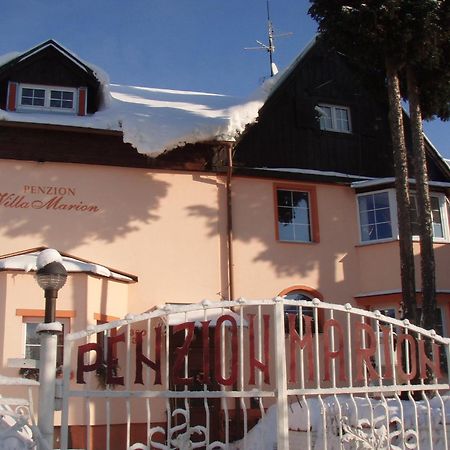 Penzion Villa Marion 마리안스케 라즈네 외부 사진